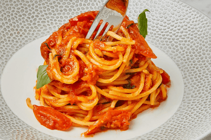 Linguine in Tomato Sauce