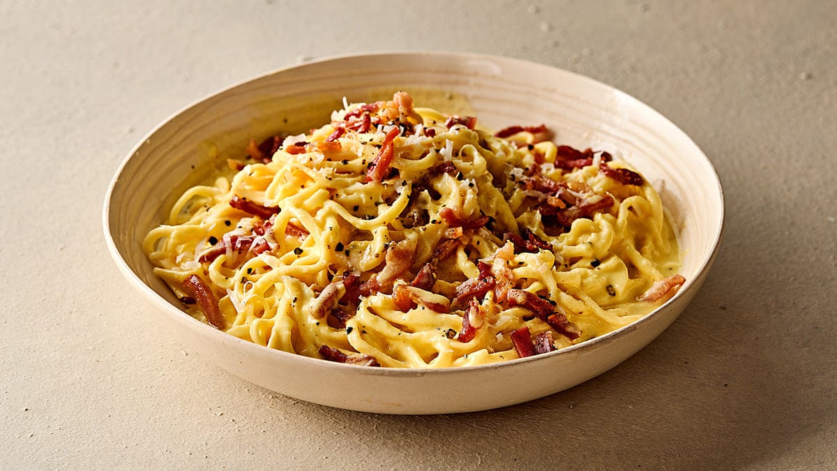 Bucatini alla Carbonara with Crispy Pancetta Pasta Evangelists